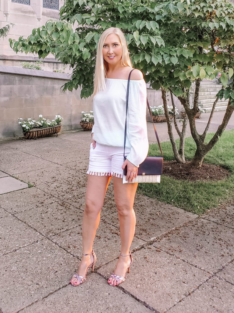 OFF-THE-SHOULDER SUMMER TOP - Classic Meets Chic